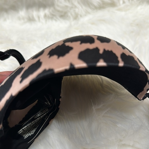 Victorias Secret Very Sexy Animal Print Push-Up Bra - Picture 10 of 10